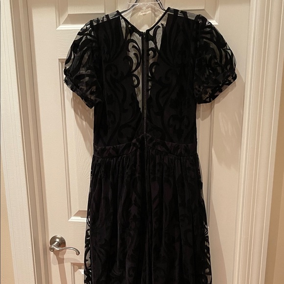 Windsor Black Sheer Short Puff Sleeve Dress 12 Very Long - Picture 3 of 12